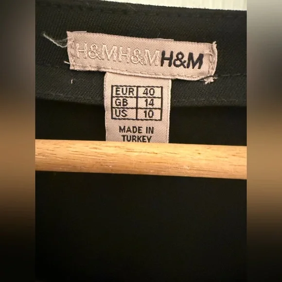 H&M Mod Dress - Picture 2 of 4